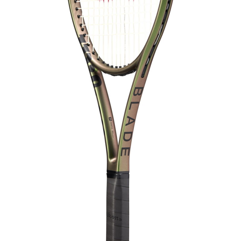 Wilson Blade 98 v8 16x19 teniszütő